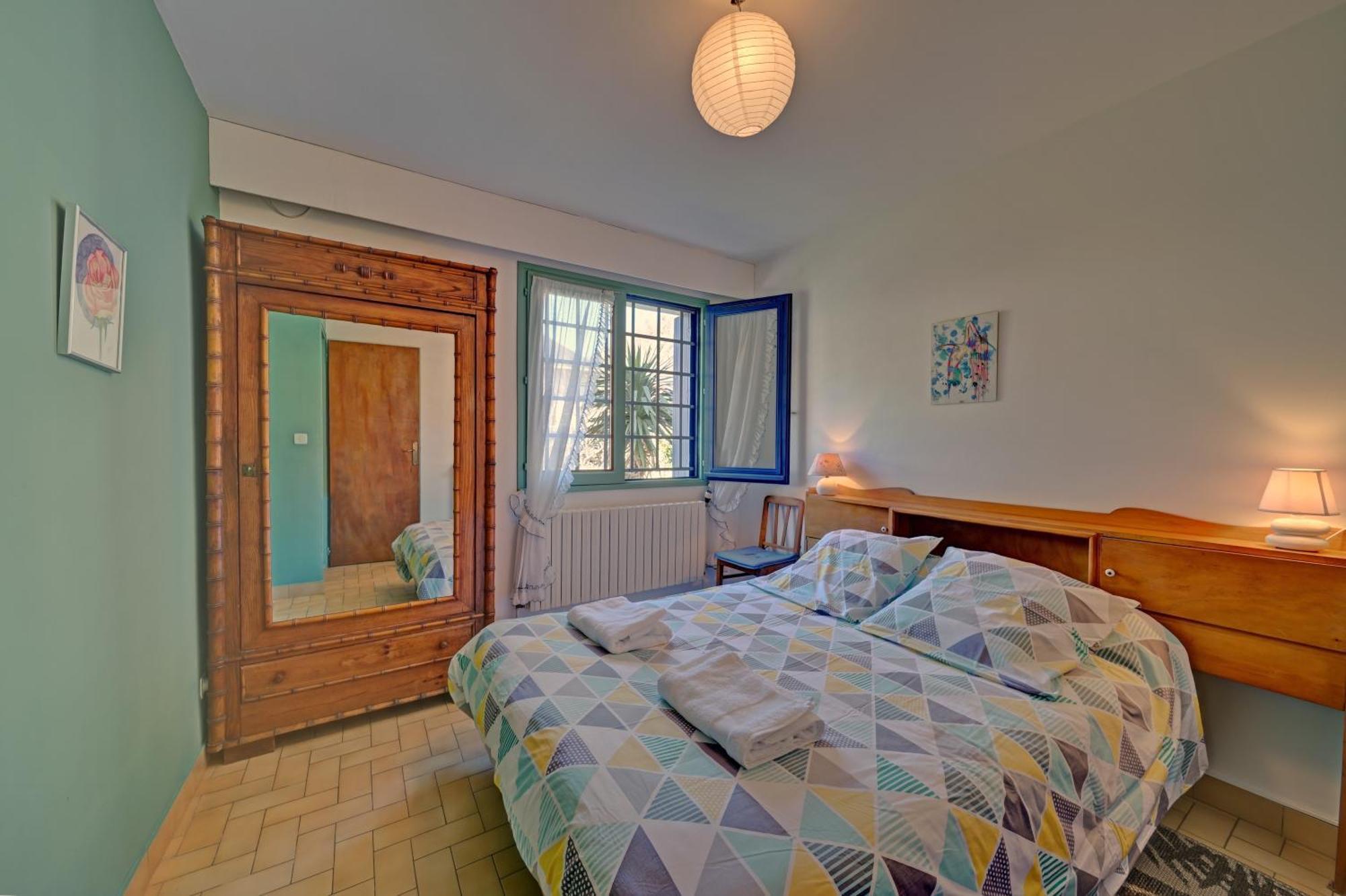 Les Rosiers Villa Bagneres-de-Luchon ภายนอก รูปภาพ