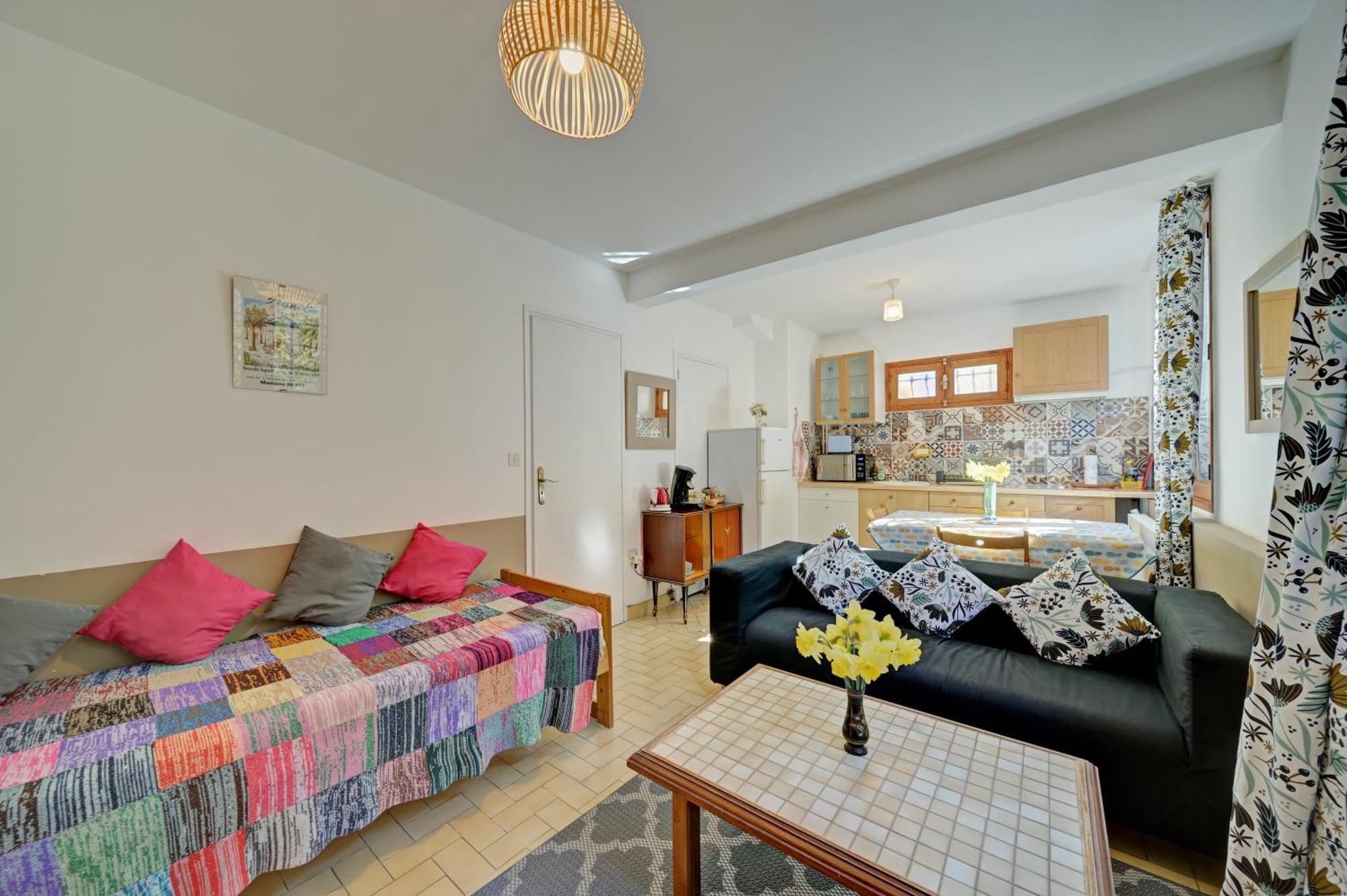 Les Rosiers Villa Bagneres-de-Luchon ภายนอก รูปภาพ